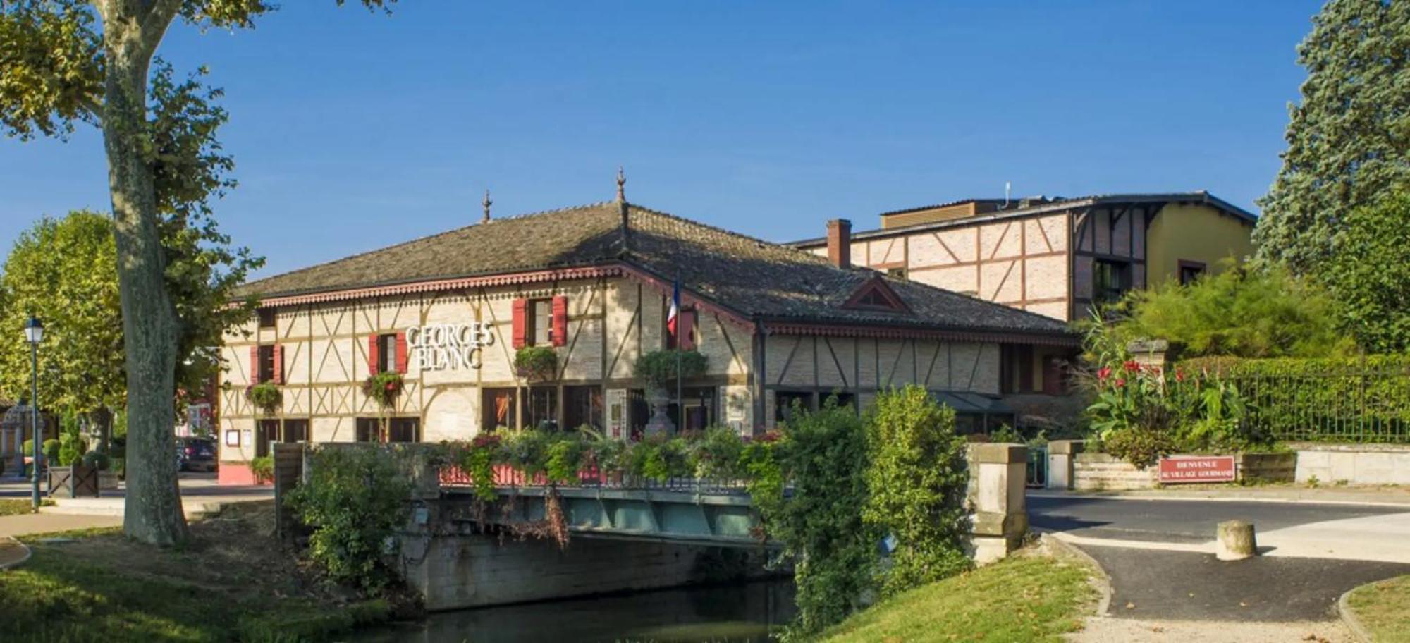 L'Ecrin Vert - 150M Restaurant 3 Etoiles - Climatisation Vonnas Zewnętrze zdjęcie